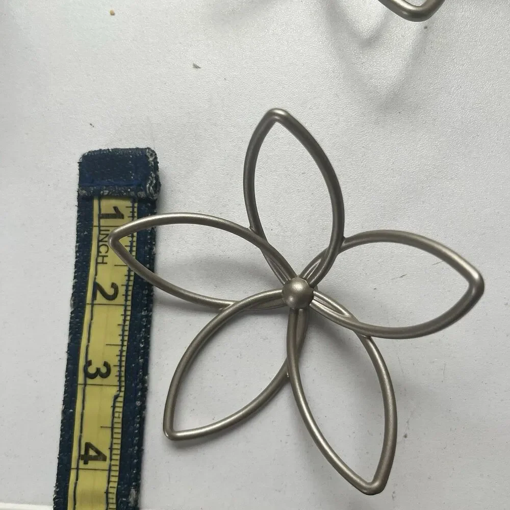Artist Metal Wire Flower / Wall Art Decor